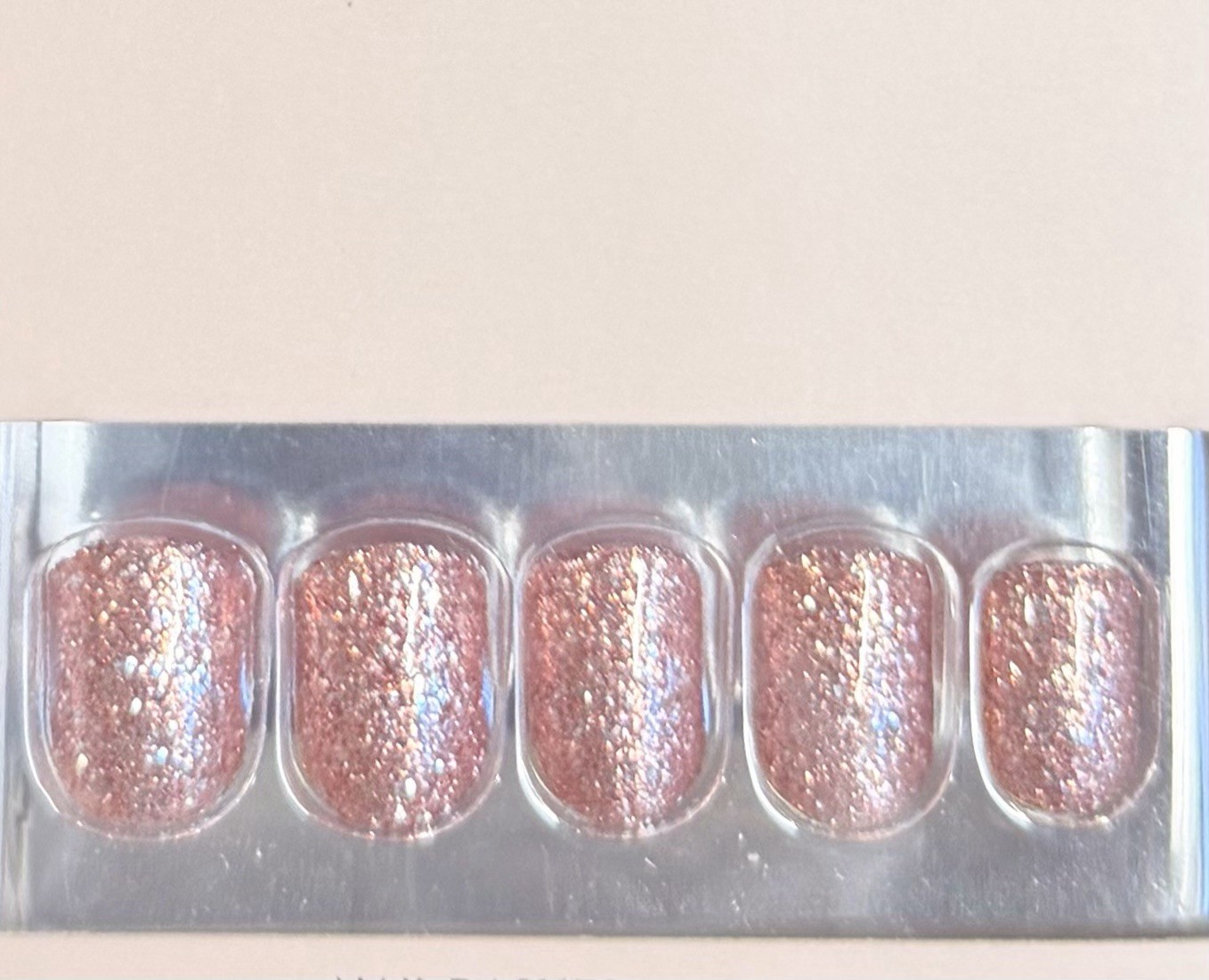 Red Aspen Press On Short Square Pink Glitter Rosy Glow-Up, Una 🎀
