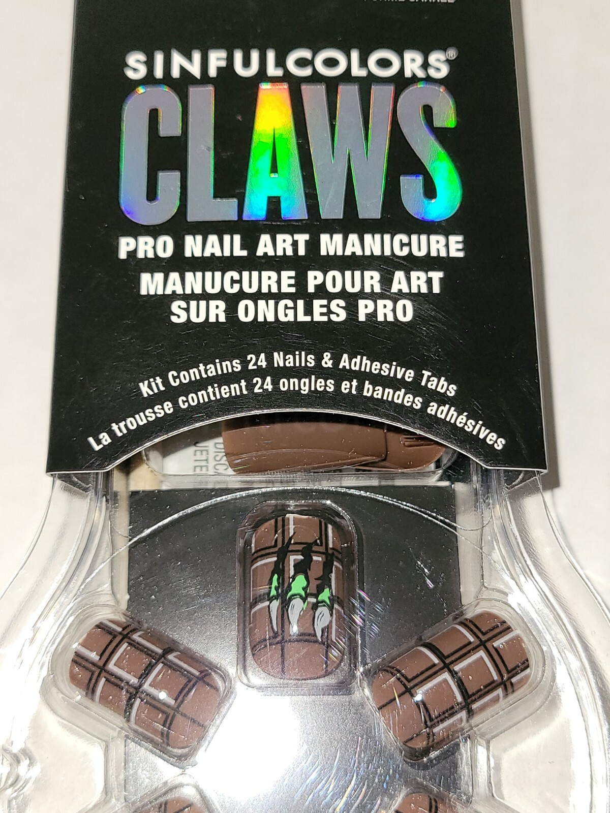 SINFULCOLORS CLAWS PRO NAIL ART KIT HANDS OFF MY CHOCOLATE PRESS ON NAILS M10