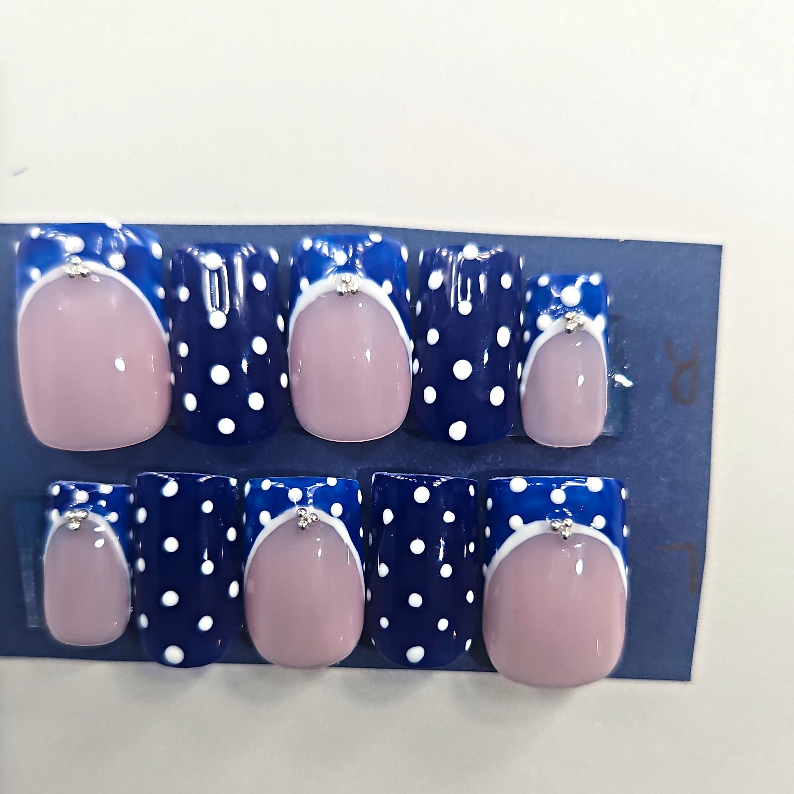 Polka Dot Blue/White Shiny Press-On Nails, Oval Short, Full Cover Set