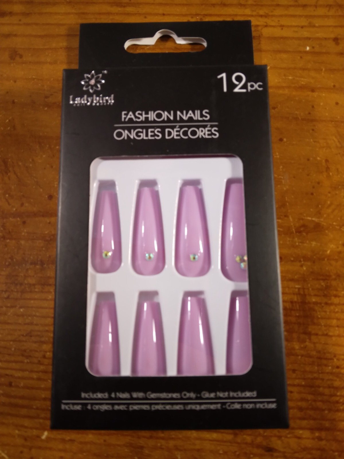 12 Piece finger nail set Light Purple 4 with gems 273870
