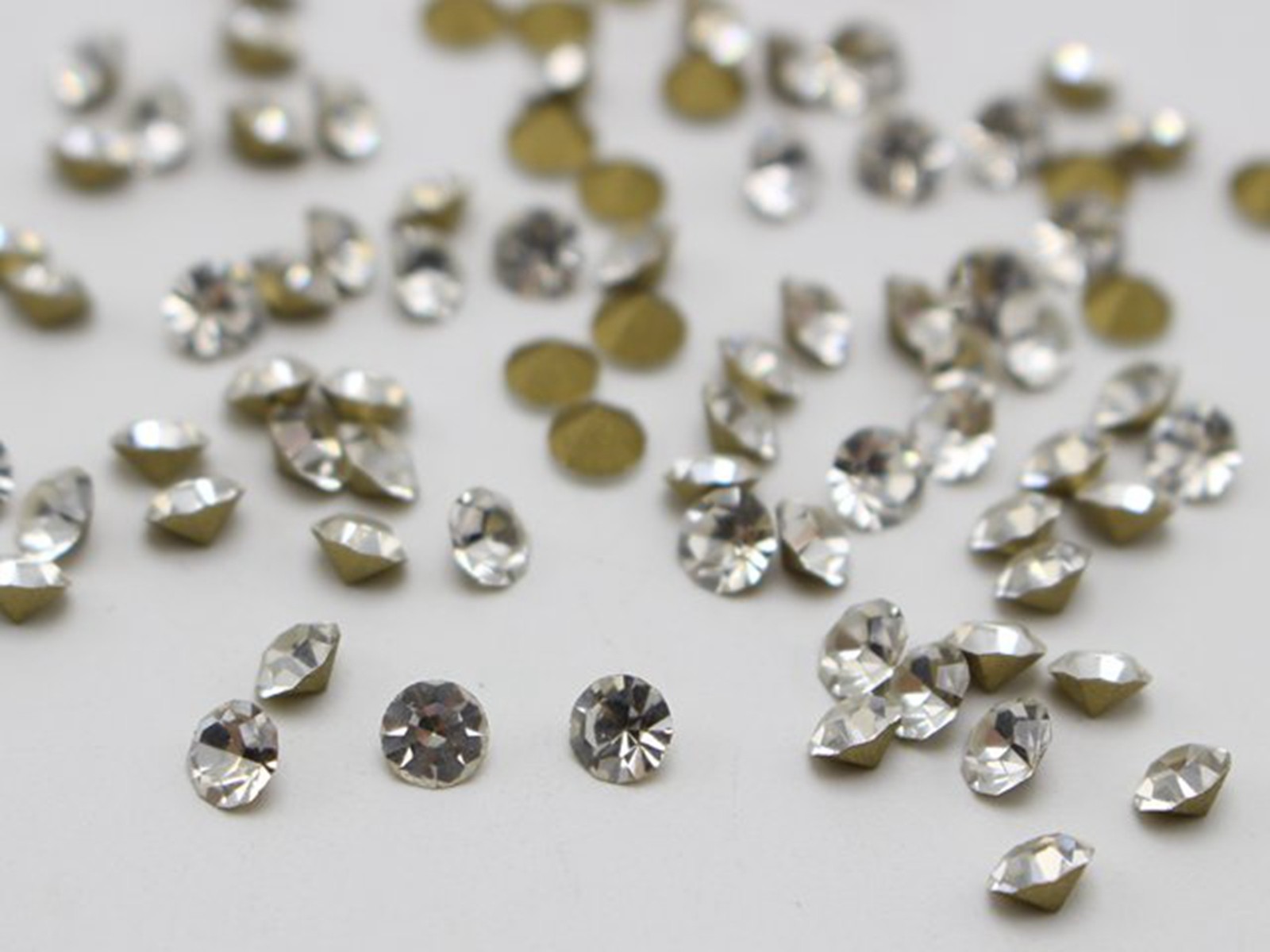 Clear SS4-SS16 Diamond Point back Rhinestones Gems Crystal Chatons Strass