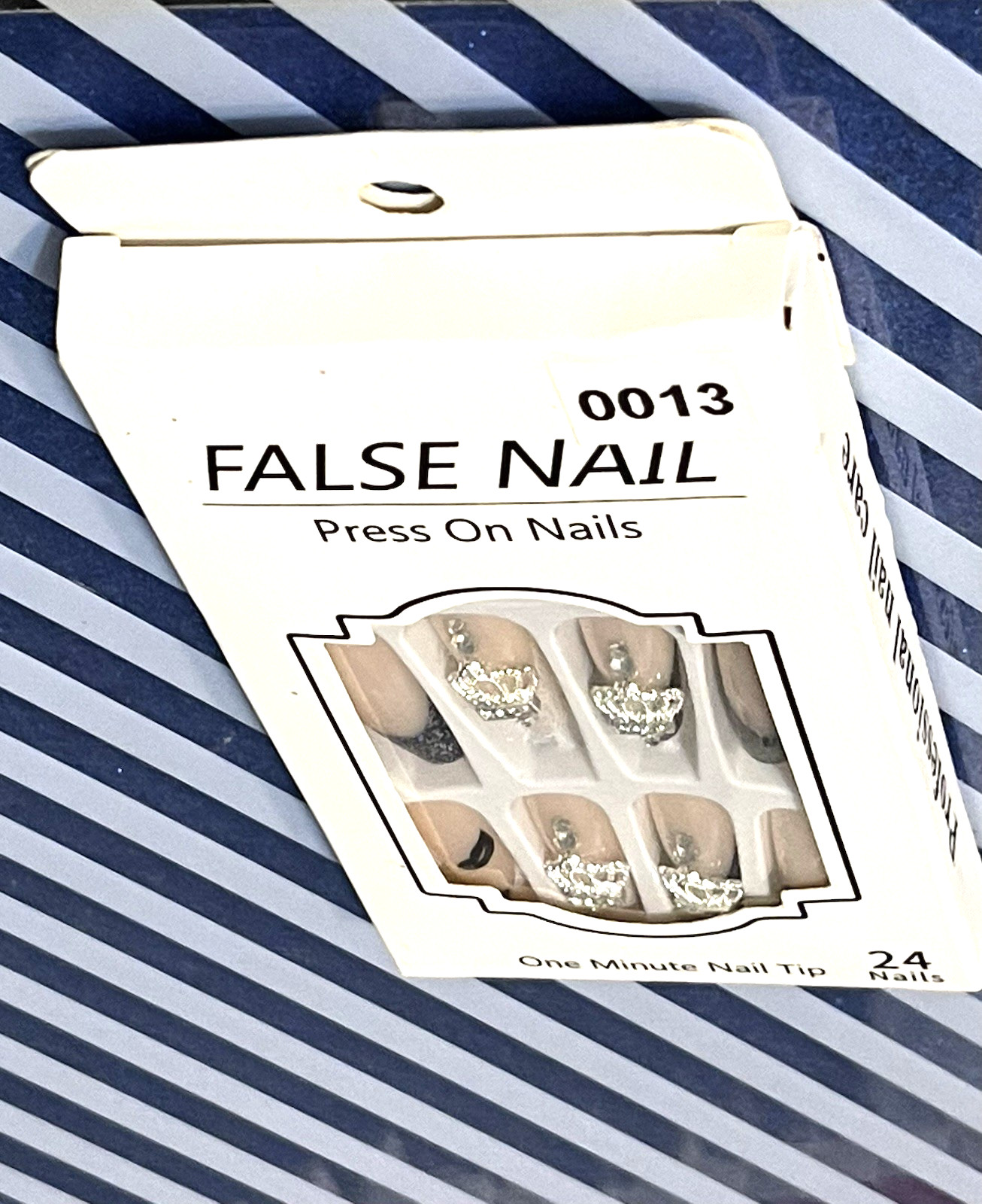 False Nail One Minute Tip NUDE with FRENCH DETAIL & CROWNS & LIPS Press On Mani