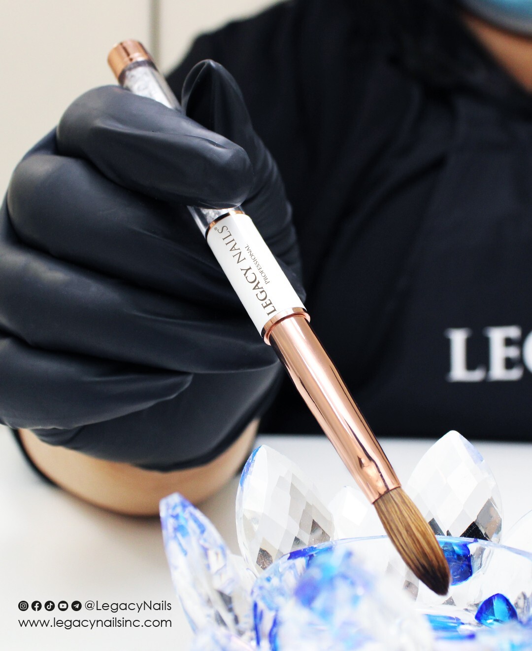 Acrylic Nail Brush #8 – Legacy Nails