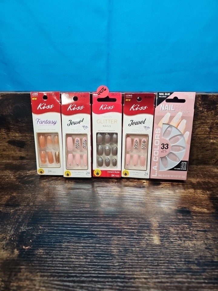 Kiss JEWEL 24 Glue-On Artificial Nails Lot Of 4 See Pics Plus La Colors Nail Fr