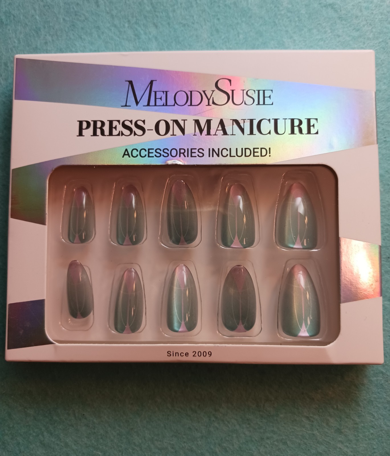 2x Melody Susie Nail Lot: Red Cats Eye Finish+ Green Deco Press On Kit