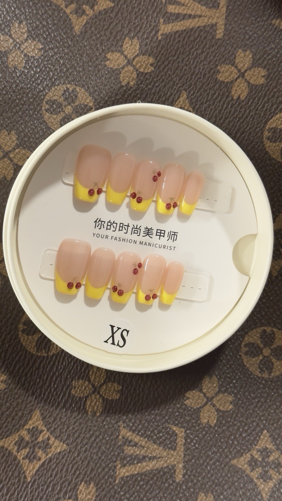 Luxury French Cherry Short press-on nails 2026 Spring Cute Yellow XS Size Nail