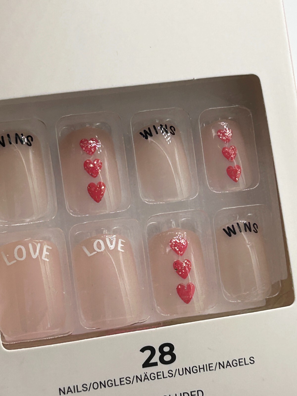 Kiss Short Glue-On Nails, Voguish Fantasy, Pink Nails Red Hearts ‘Love’ 89940