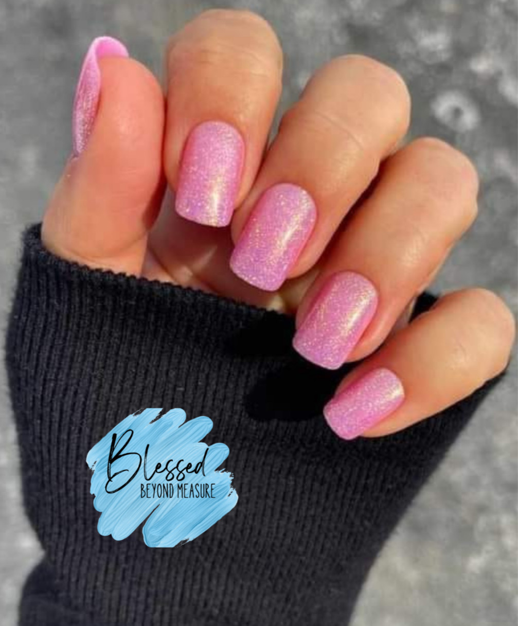 Red Aspen Press On Nails~Princess Parson ~Pink~Medium~Square~Sparkle