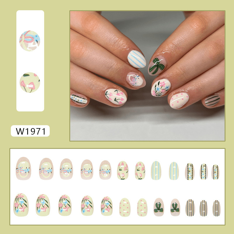 60pieces of nude pink gold glitter nail art with a light luxury and highend feel
