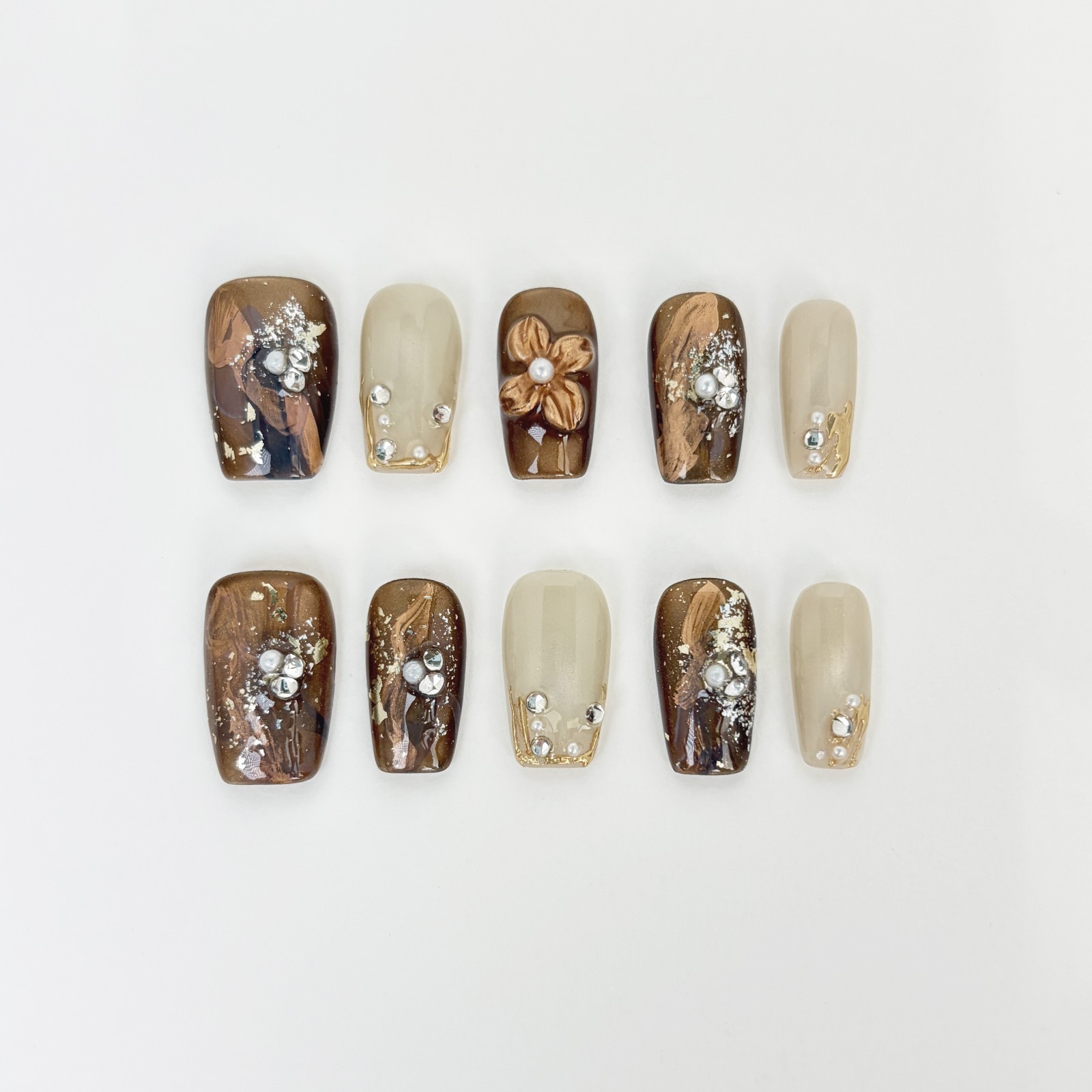 Vintage Gold Amber Press-On Nails with Pearl & Metal Flowers – Square Shape