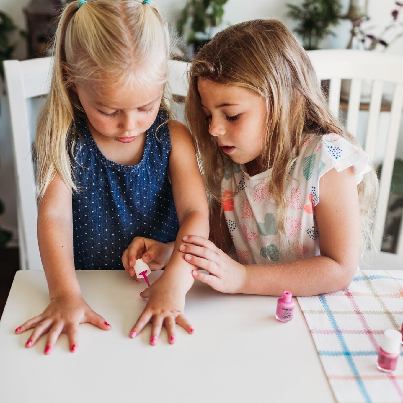 Piggy Paint | 100% Non-Toxic Girls Nail Polish (3 Polish + Nail Art Gift Set)