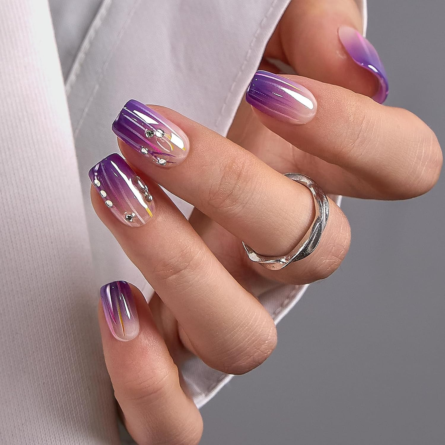 Press on Nails Kit – Full Cover False Nail Tips with Trendy Designs, Reusable &