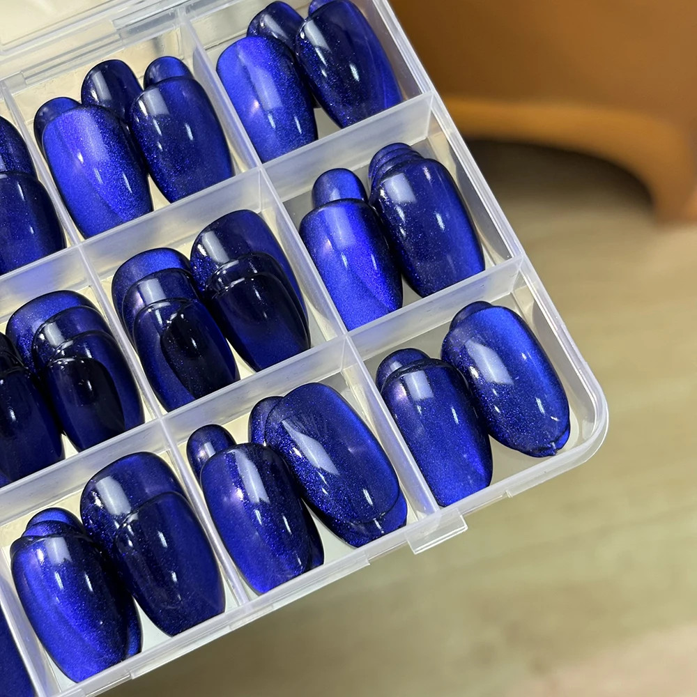 30 Pcs Sparkly Medium Oval Dark Blue Cat Eye Glossy Full Cover Artificial Press