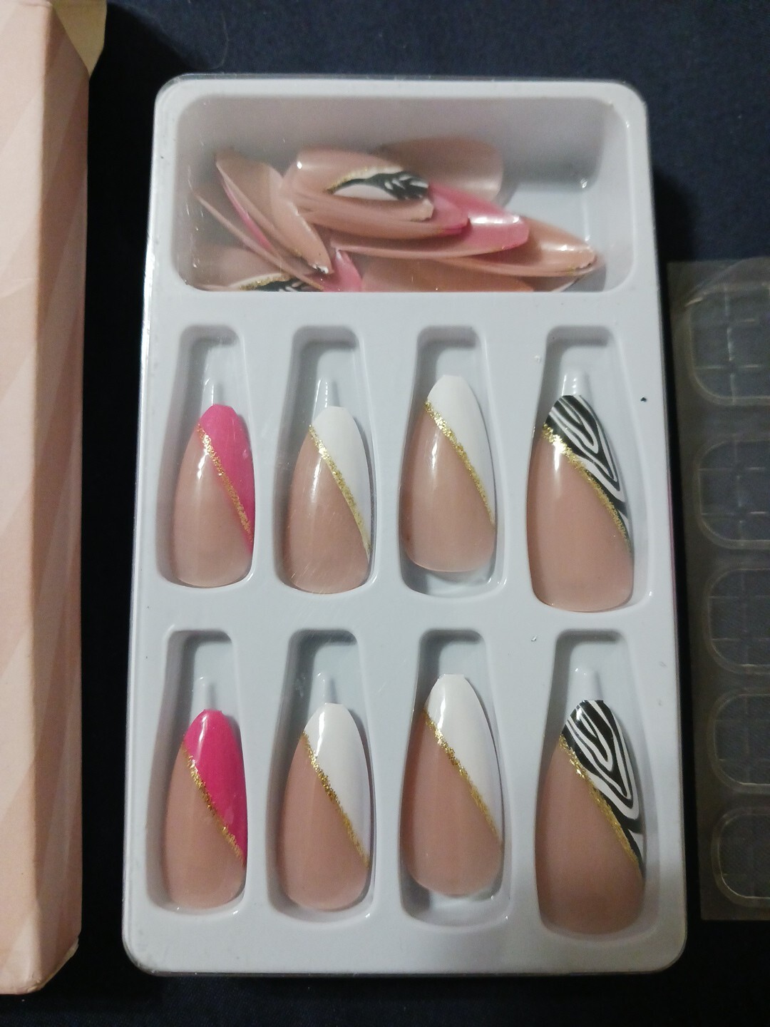 Nude & Zebra Angled Pattern Gold Glitter Reusable Press On Nails 24 pcs