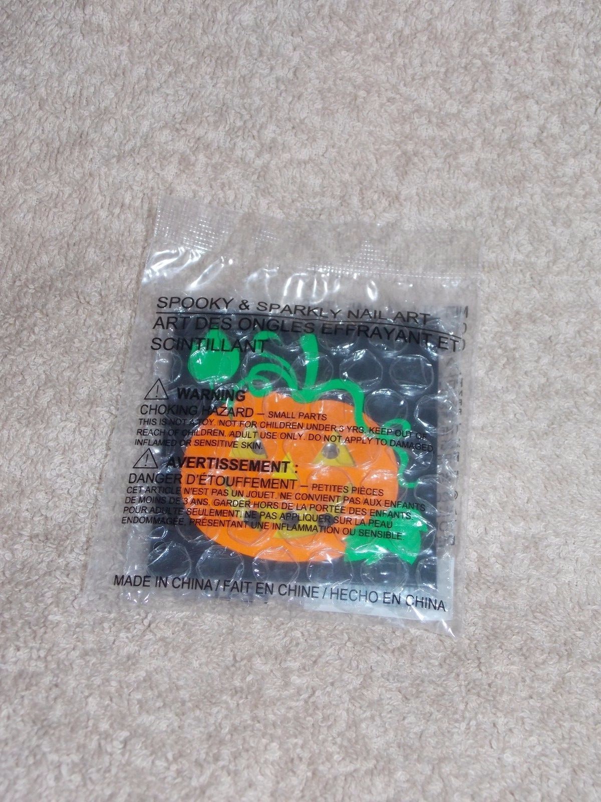 Avon Halloween Spooky & Sparkly NAIL ART 42 Gems Orange Silver Black New Sealed