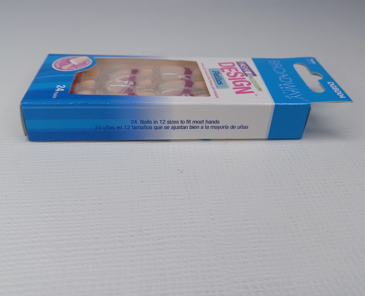 Broadway Nails Fashion Design Petites Glue on Nails Midnight Petite Length