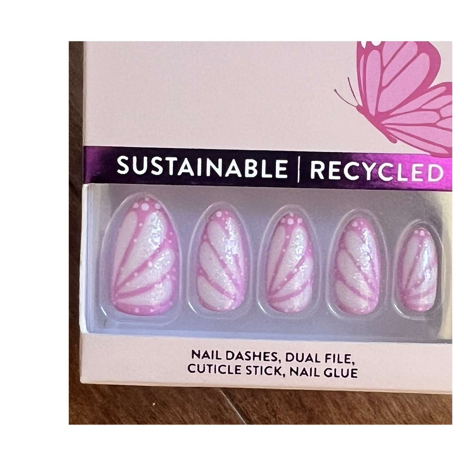 Red Aspen Press On Nails Dez, Medium Coffin 2 Full Sets New In Box Fast Shipping