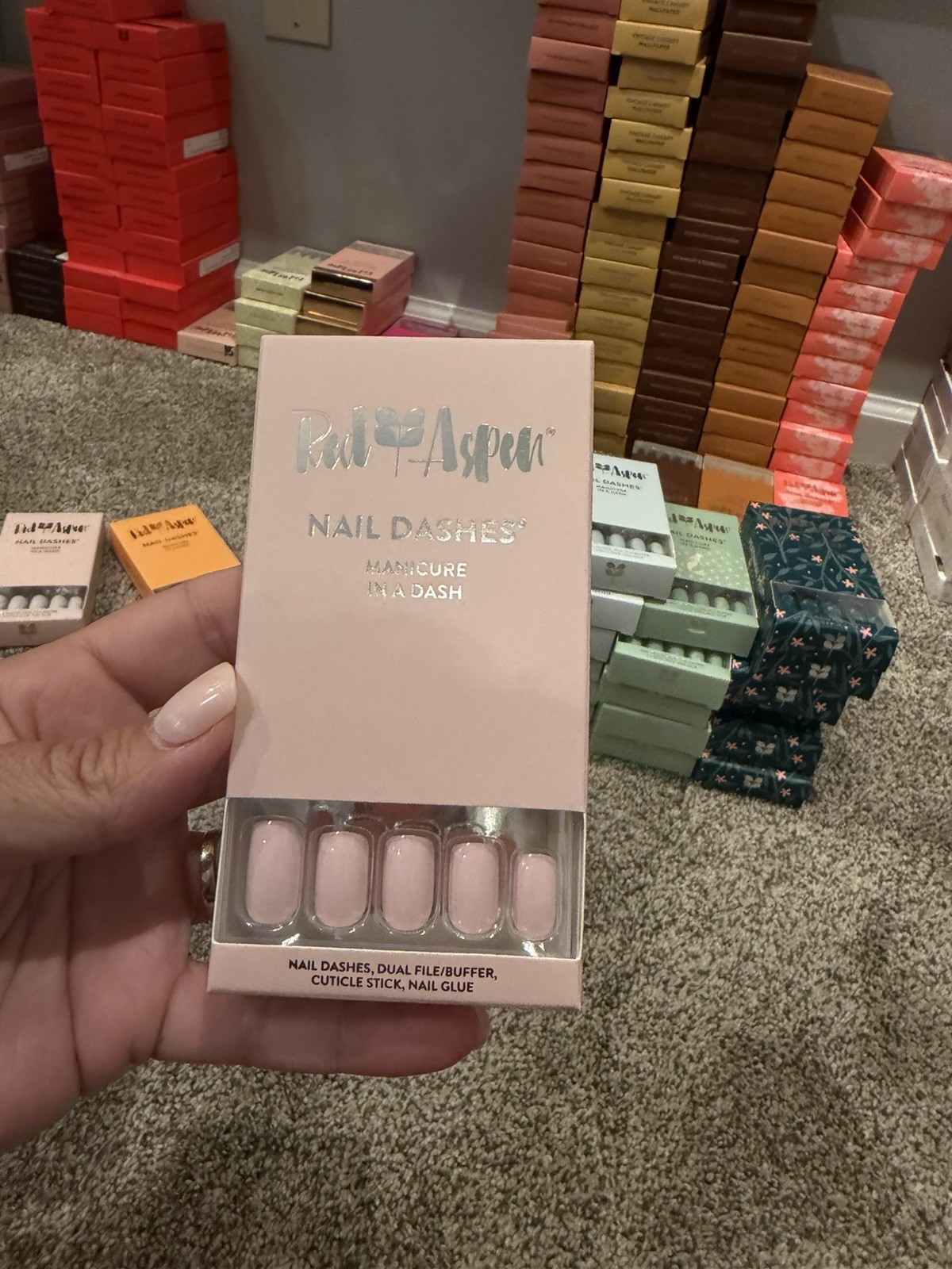 Red Aspen Nail Dashes