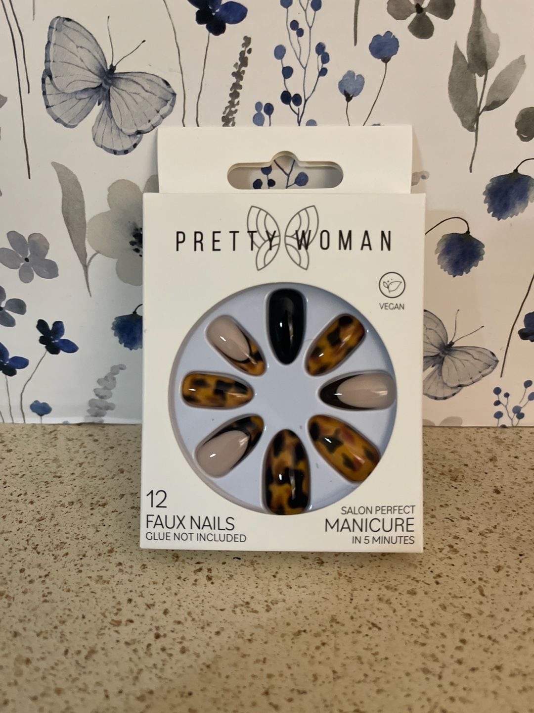 Pretty Woman 12 Count Almond Tortoiseshell Vegan Faux Press-On Nails