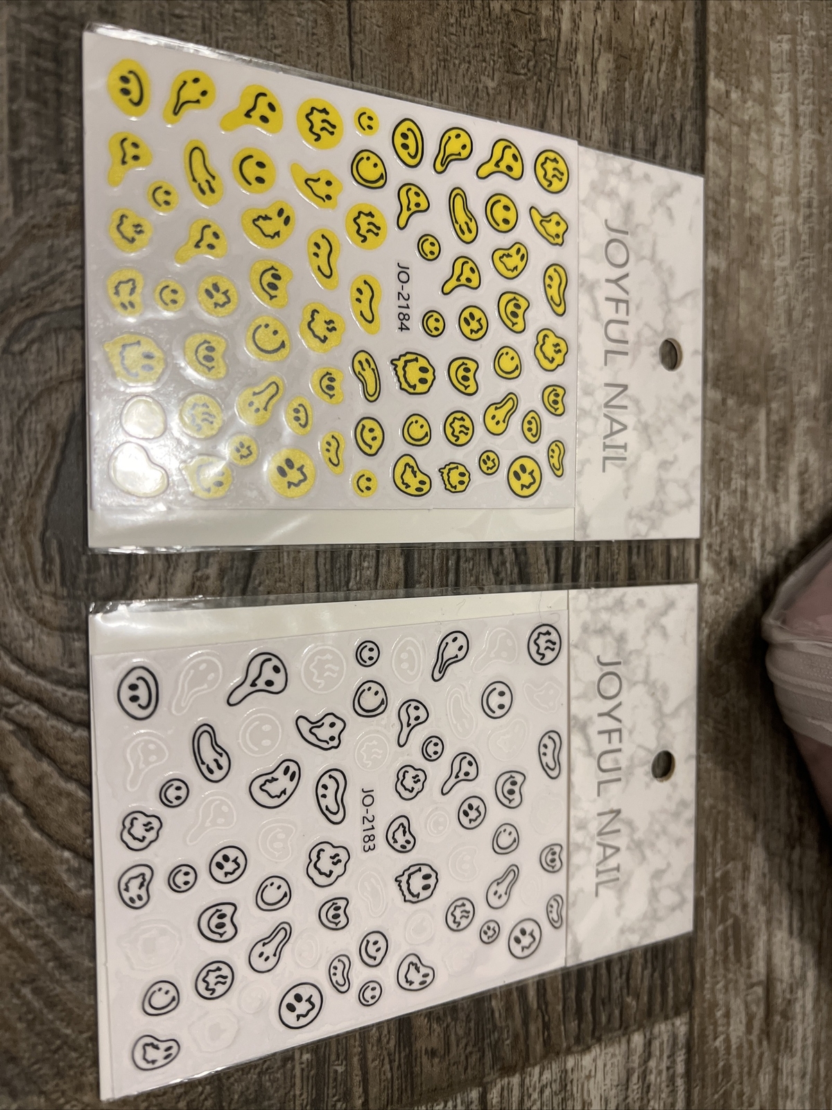 3D Smiley Drip Face – 2 Peice set
