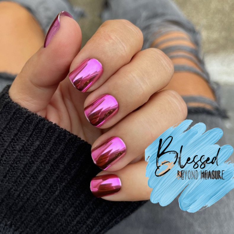 Red Aspen Press 0n Nails~Dance the Night Away, Darby~Pink Chrome~Short Square~