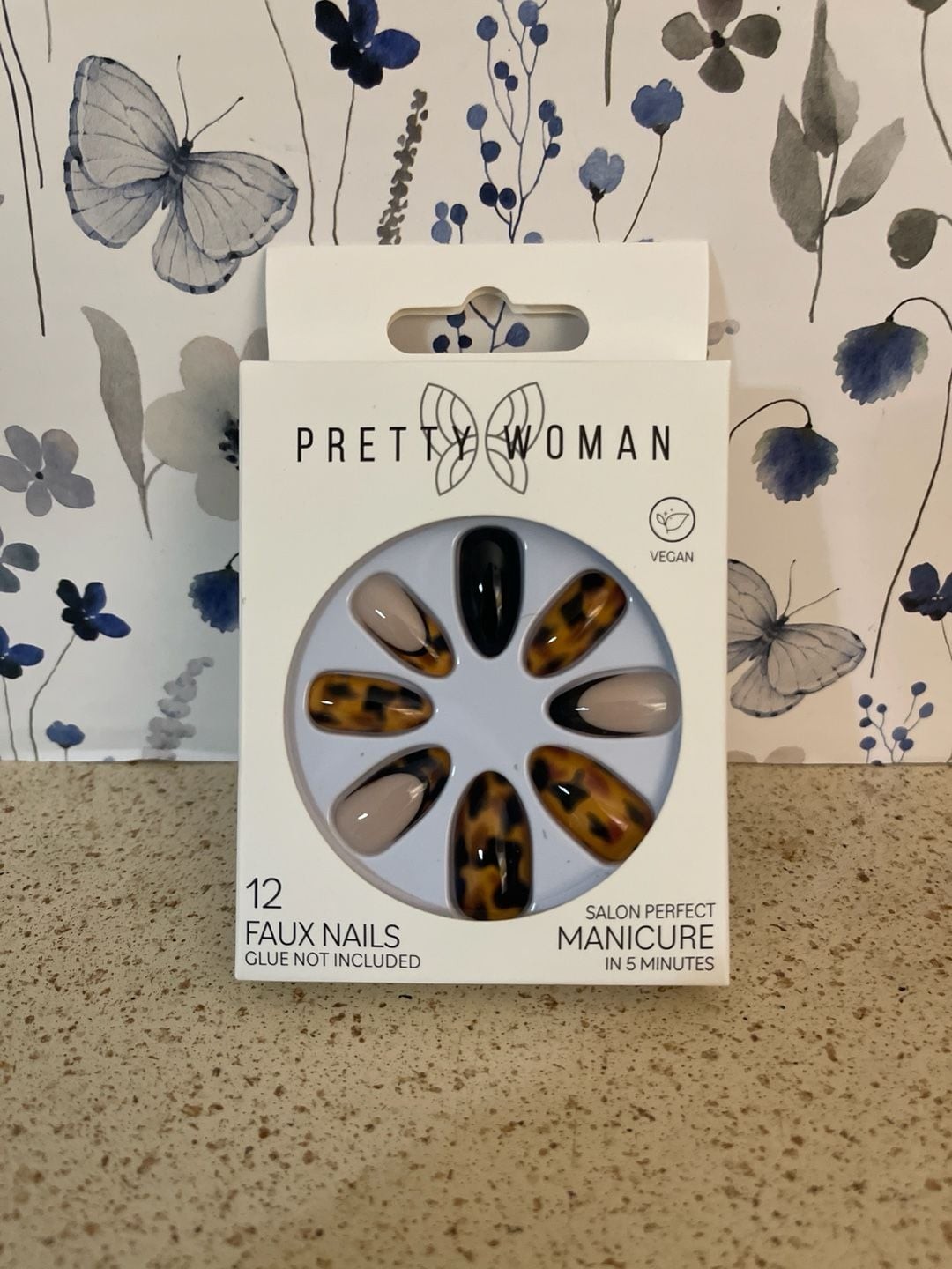 Pretty Woman 12 Count Almond Tortoiseshell Vegan Faux Press-On Nails