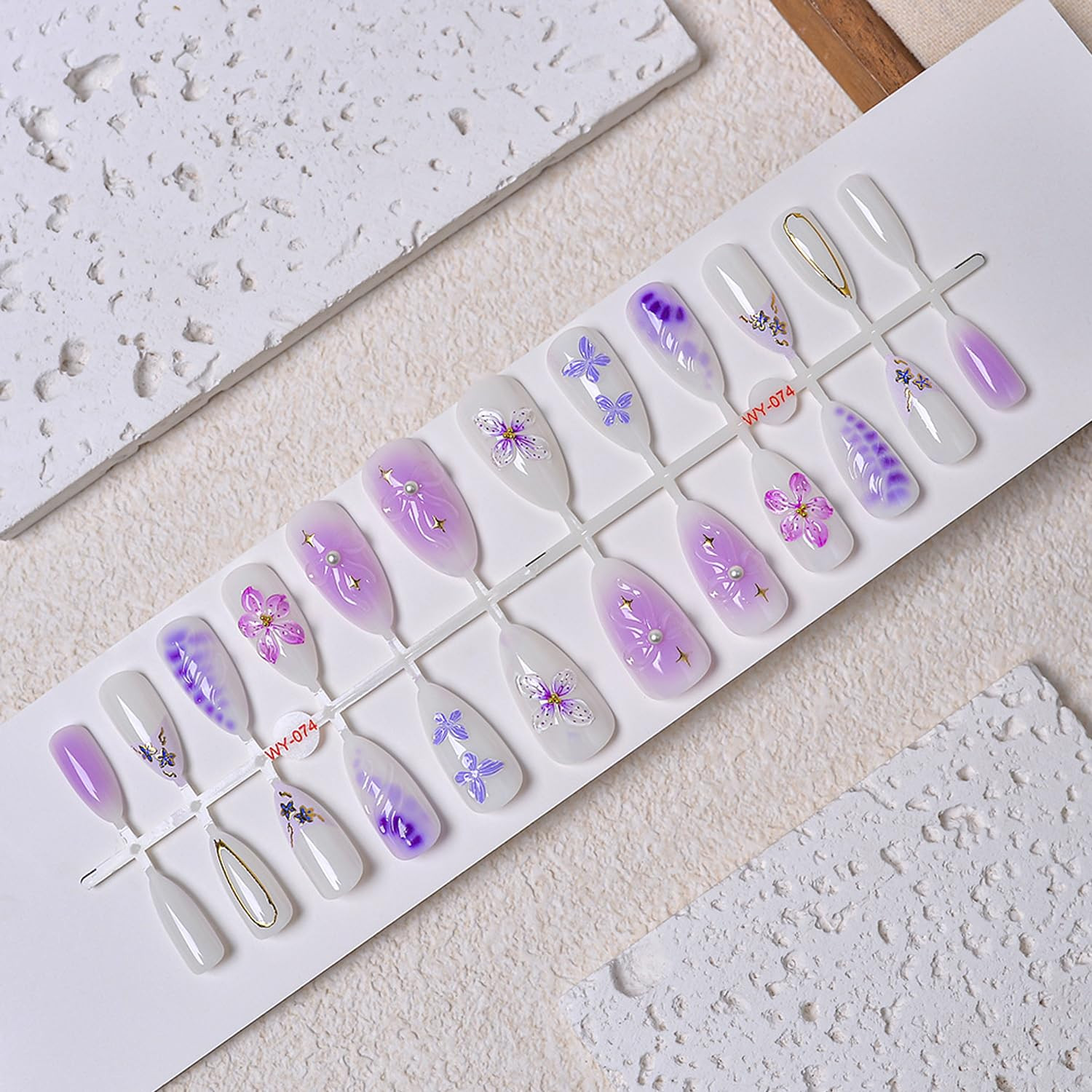 24Pcs Gradient Purple Flower Press on Nails Medium Almond Fake Nails with Floral
