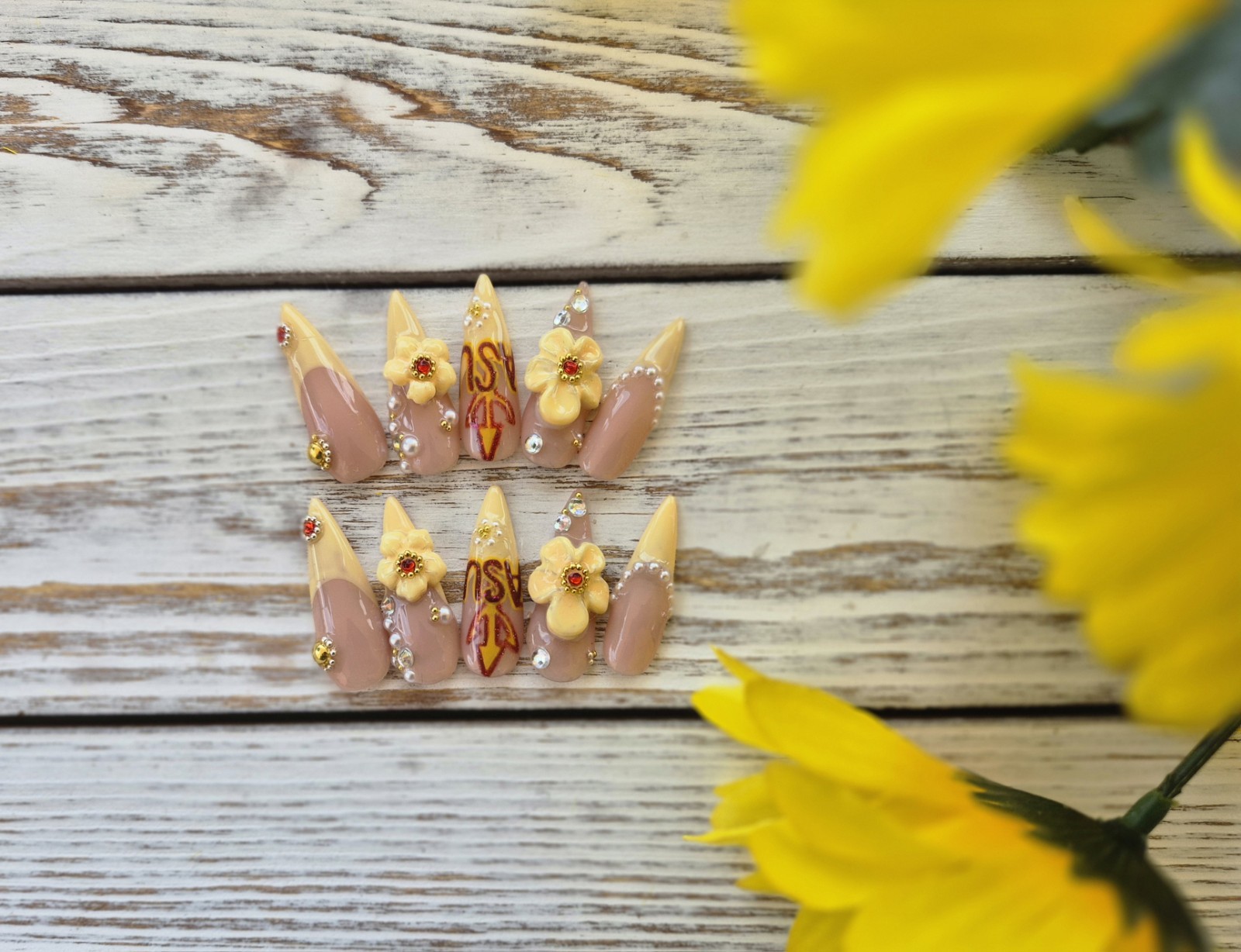 3D Shiny Flower Press-On Nails Nude Pink Yellow Long Stiletto Full Cover Set