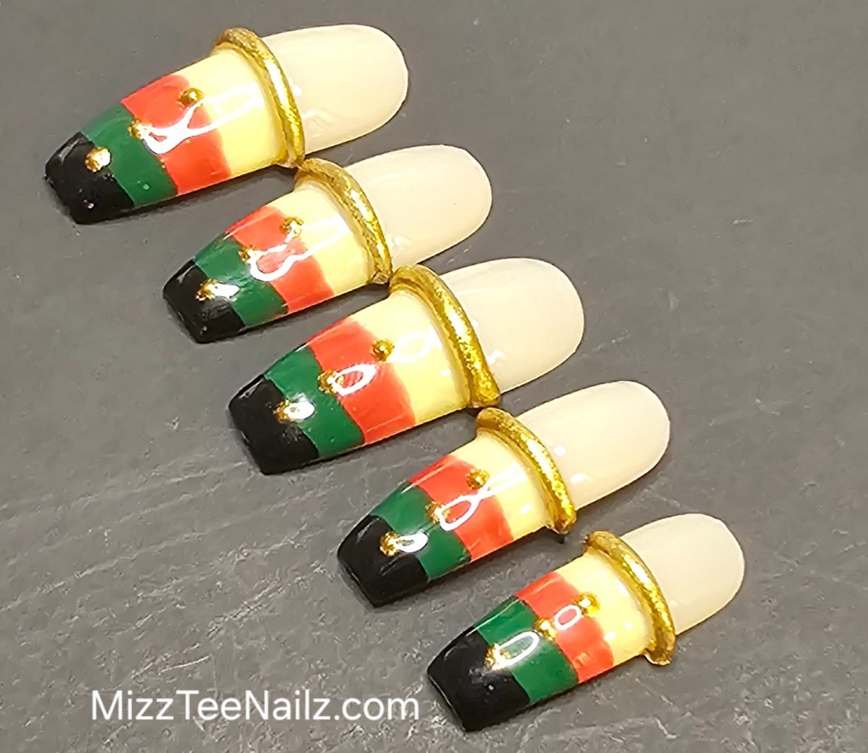 Press-On Nail Set #102: Black Pride 1