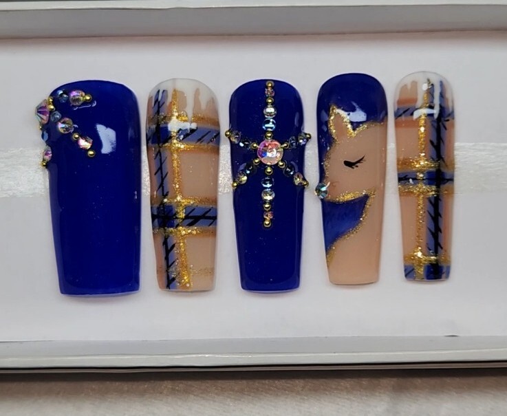 Presson Nails-Plaid Reindeer Snowflake /Square long length Glossy Or Matte