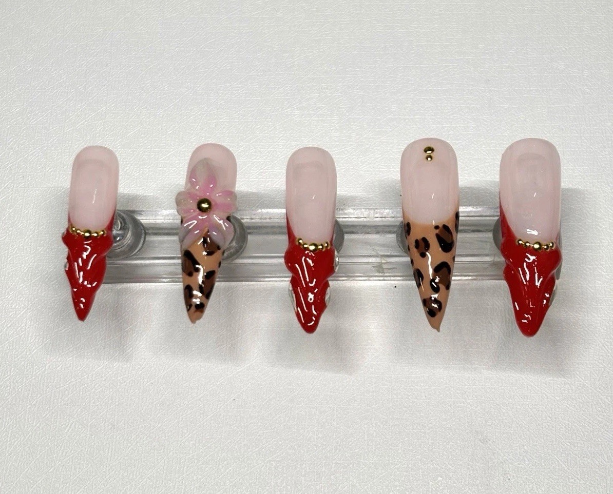 Press-On Nails Pink/Red/Brown Leopard Print 3D Full Cover Stiletto Long