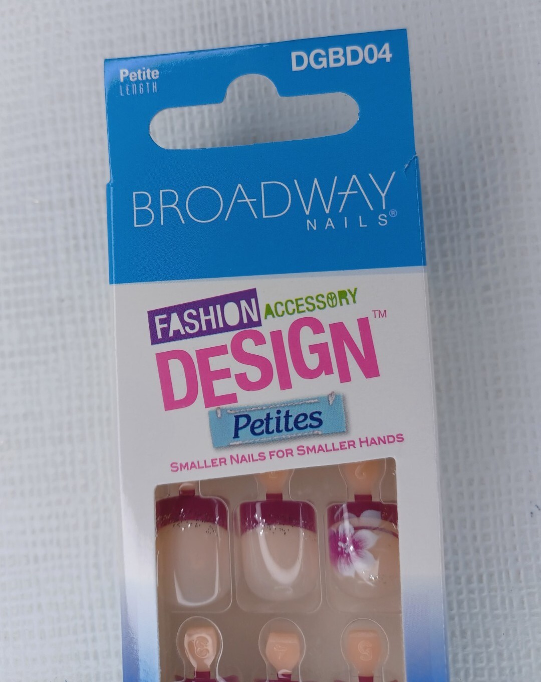 Broadway Nails Fashion Design Petites Glue on Nails Midnight Petite Length