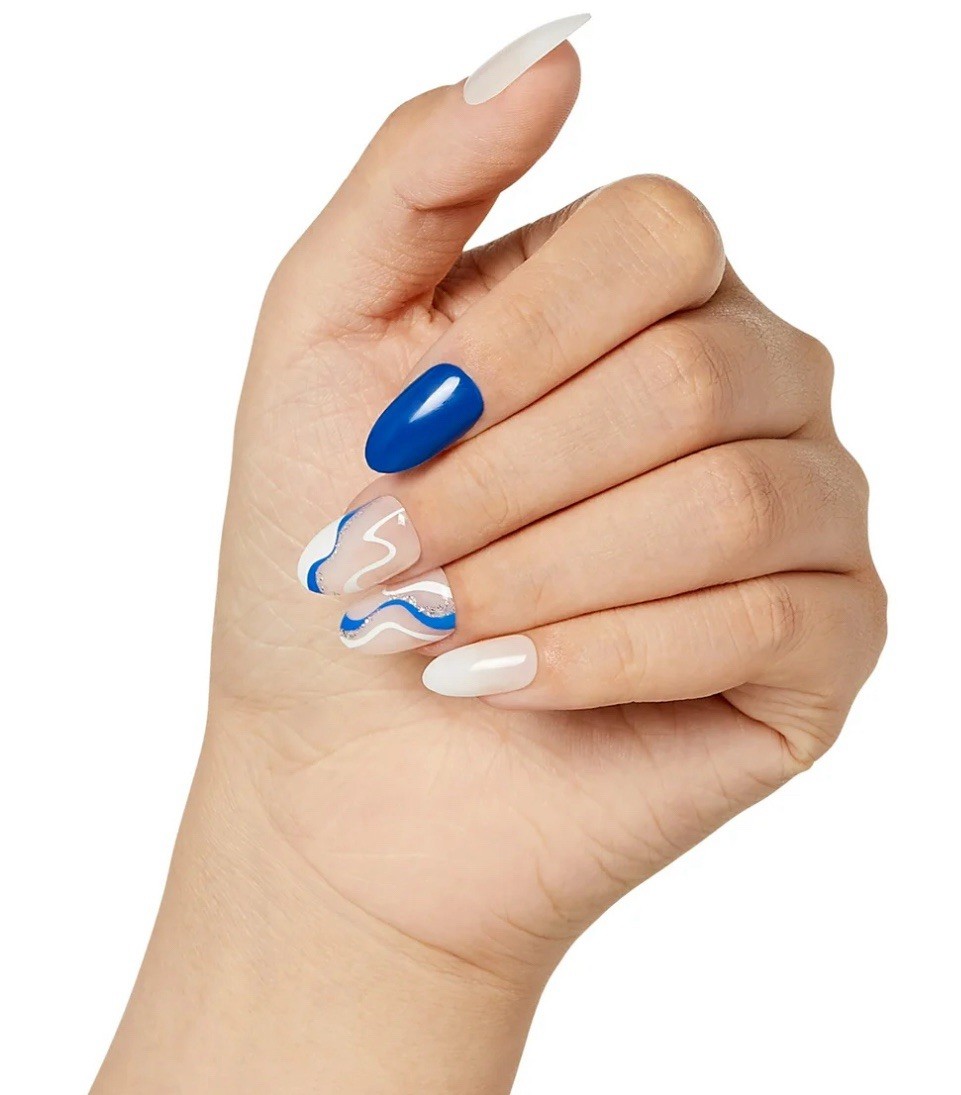KISS imPRESS No Glue Mani Blue White Swirl
