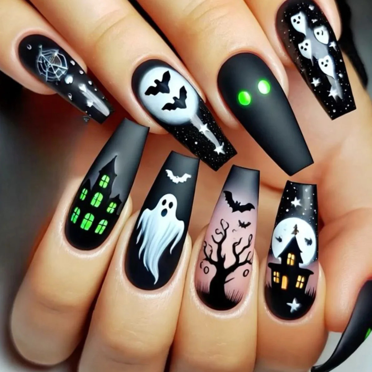 2025 Halloween Black Gothic Punk Almond Coffin Press On Nails Rose Bat Ghost Des