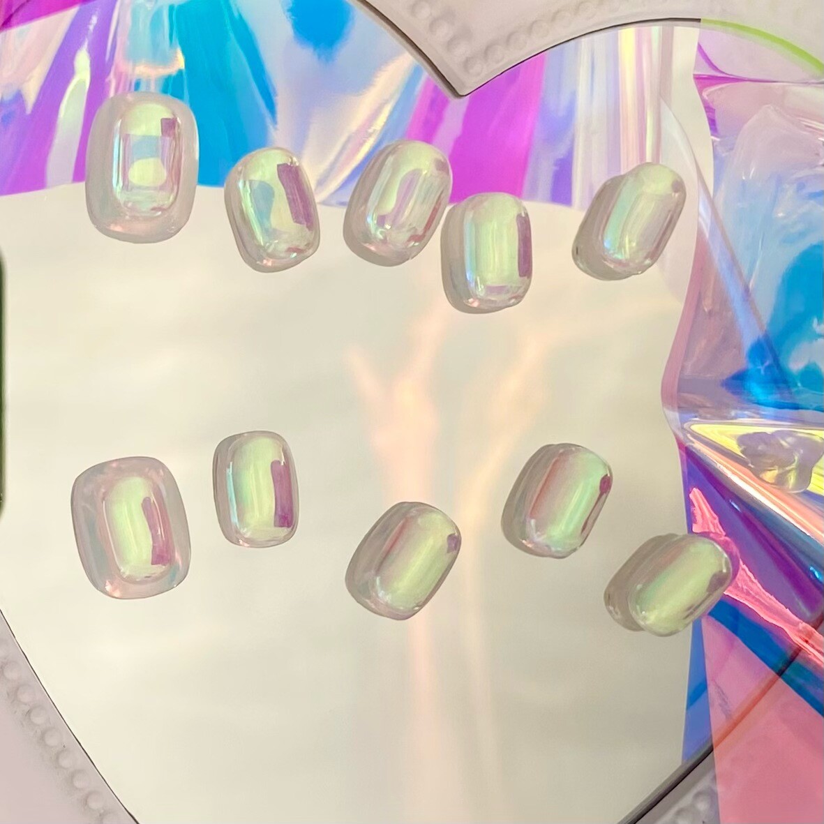 Handmade Iridescent Aurora False Nail Short Squoval Press on Nails for Nail Art