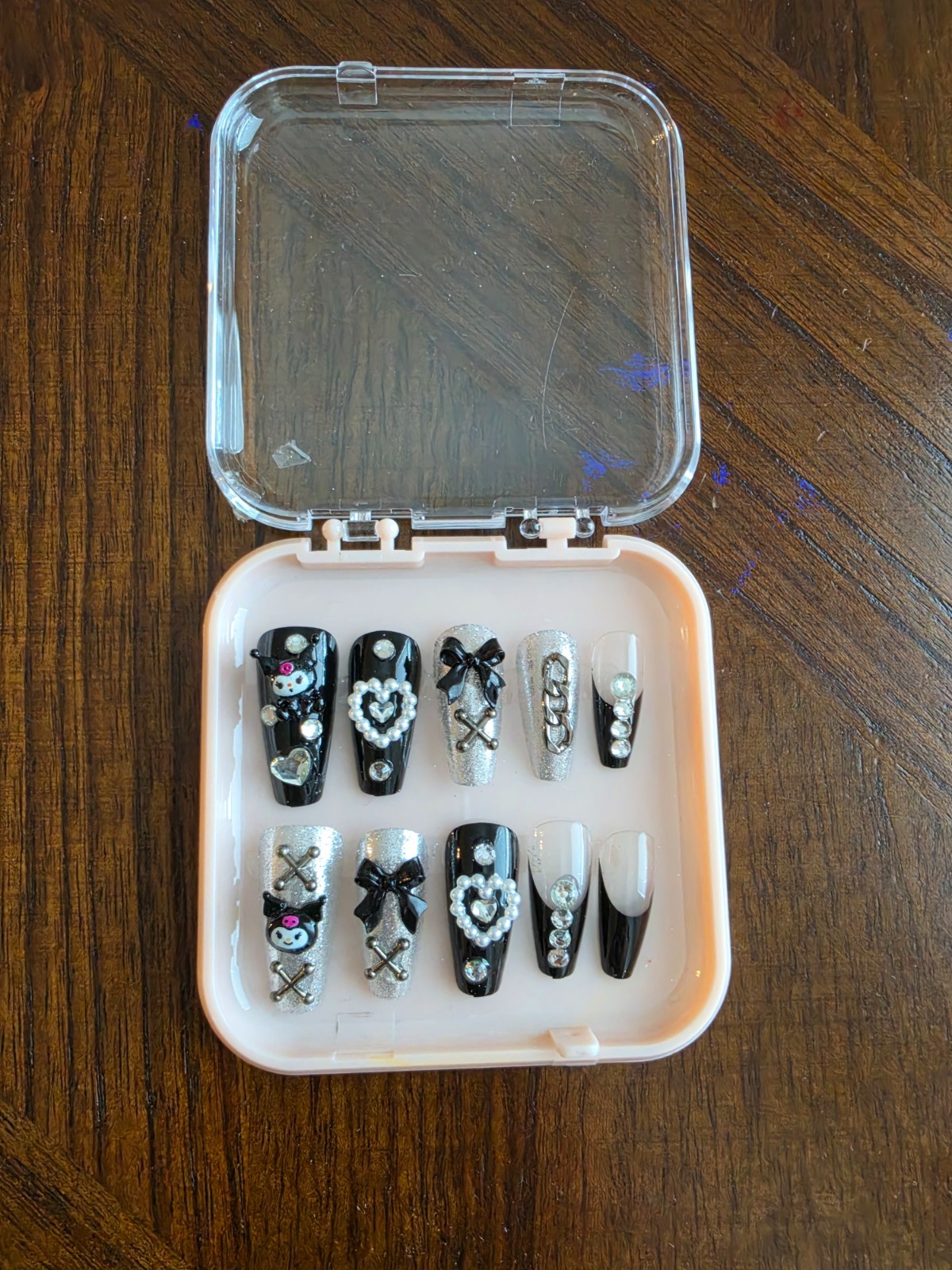 Kuromi Press-On Nails |Black gothic cute nails | Medium Coffin | 10-Piece Set