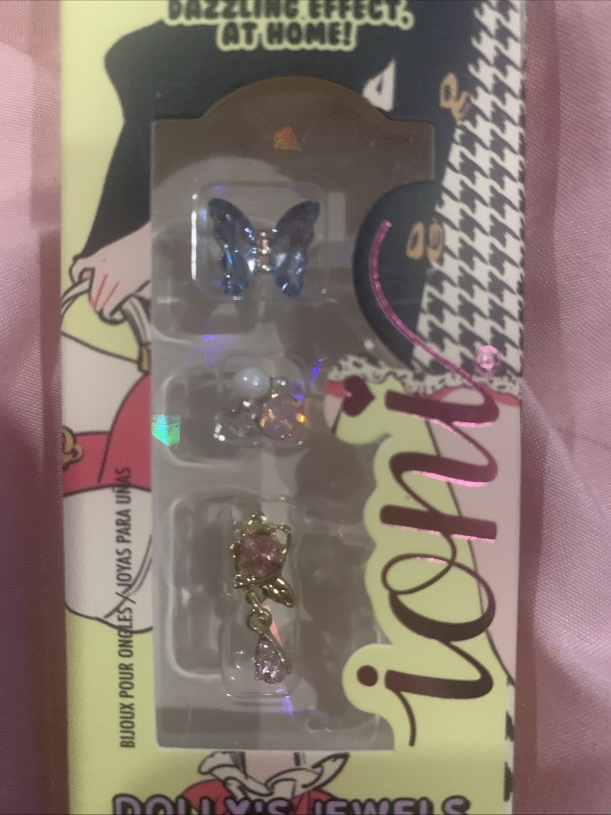Dolly’s Jewels Nail at Jules/nail art