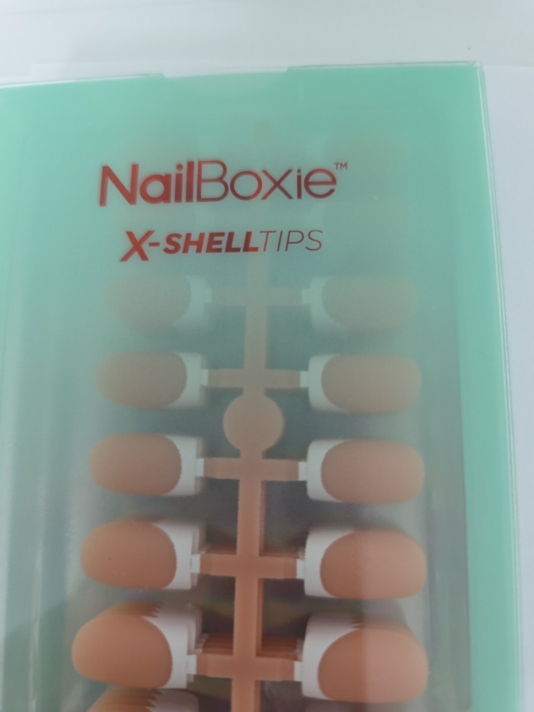 MODELONES NAILBOXIE X-SHELLTIPS FRENCH GEL NAILS ALMOND 16 SIZES/156. PIECES. A