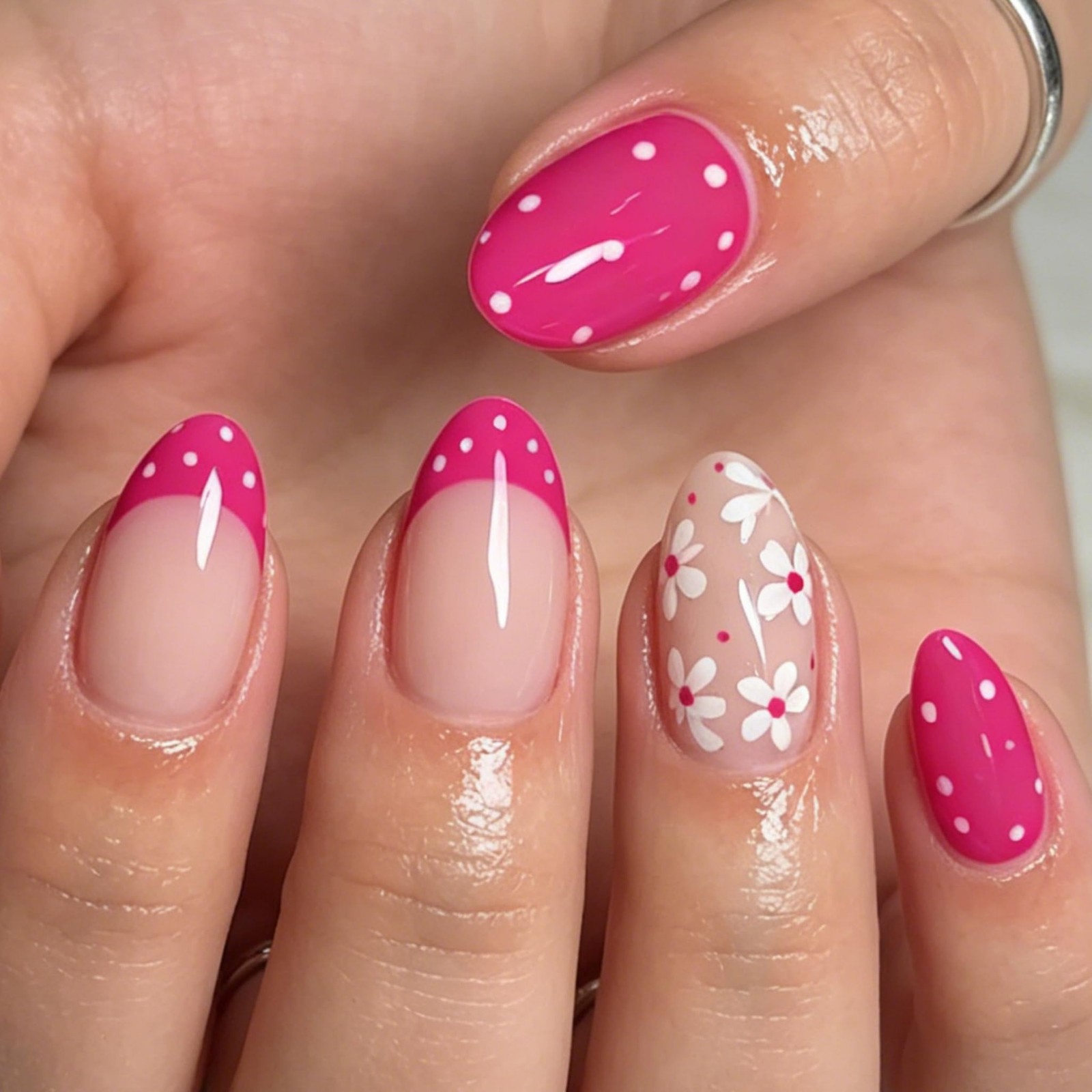 Tephrent Press on Nails Daisy Hot Pink French Tip