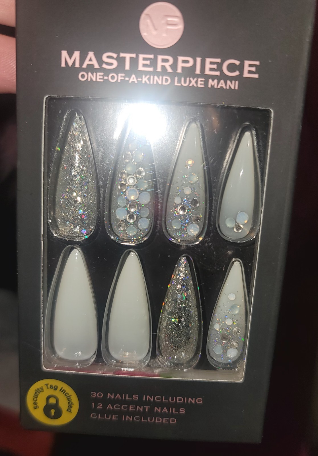 KISS ONE OF A KIND LUXE MANI LARGE PRESS-ON GLUE ON FAKE NAILS SILVER RHINESTONE