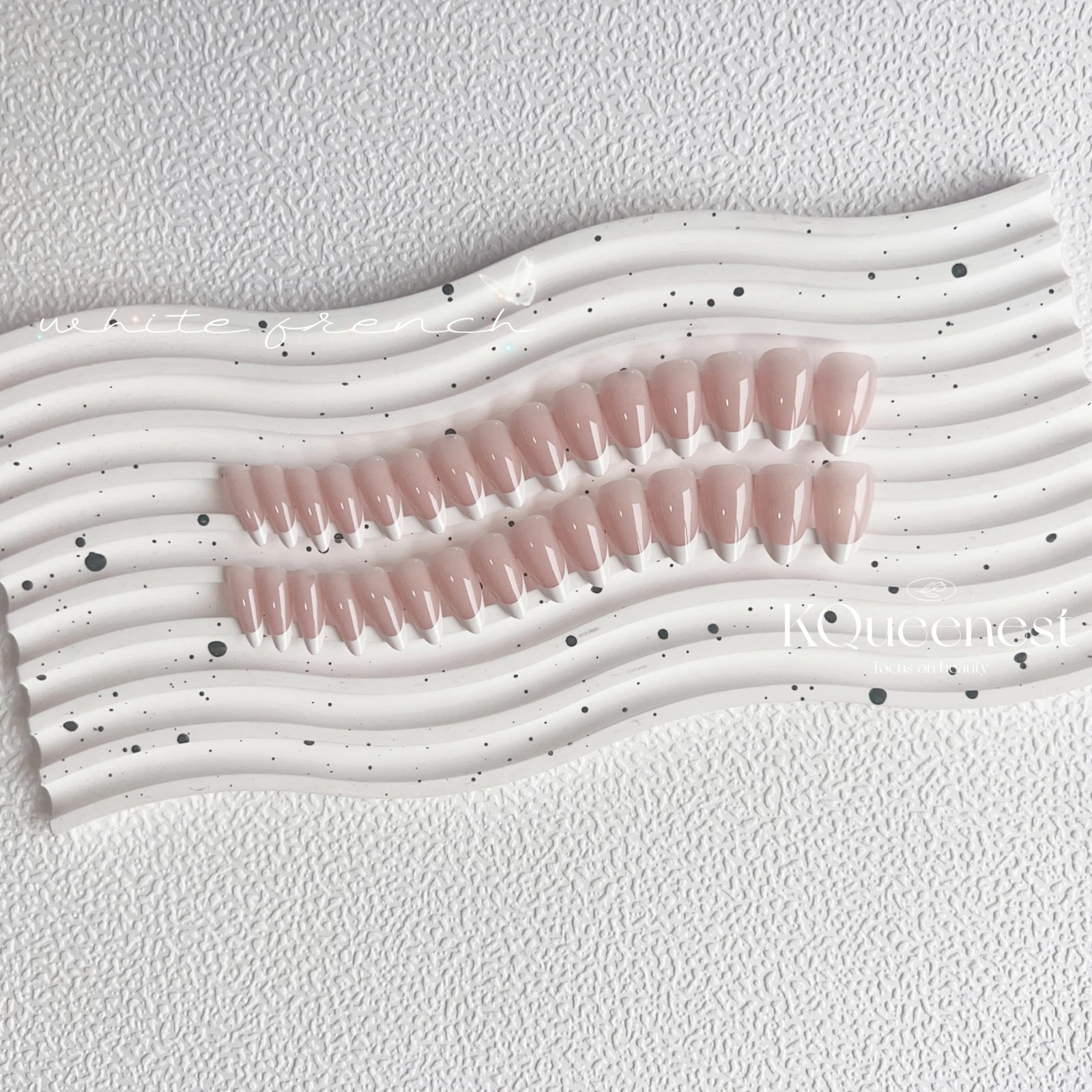 KQueenest 30 Pcs White French Tip Press on Nails Short Almond Nails Acrylic, …