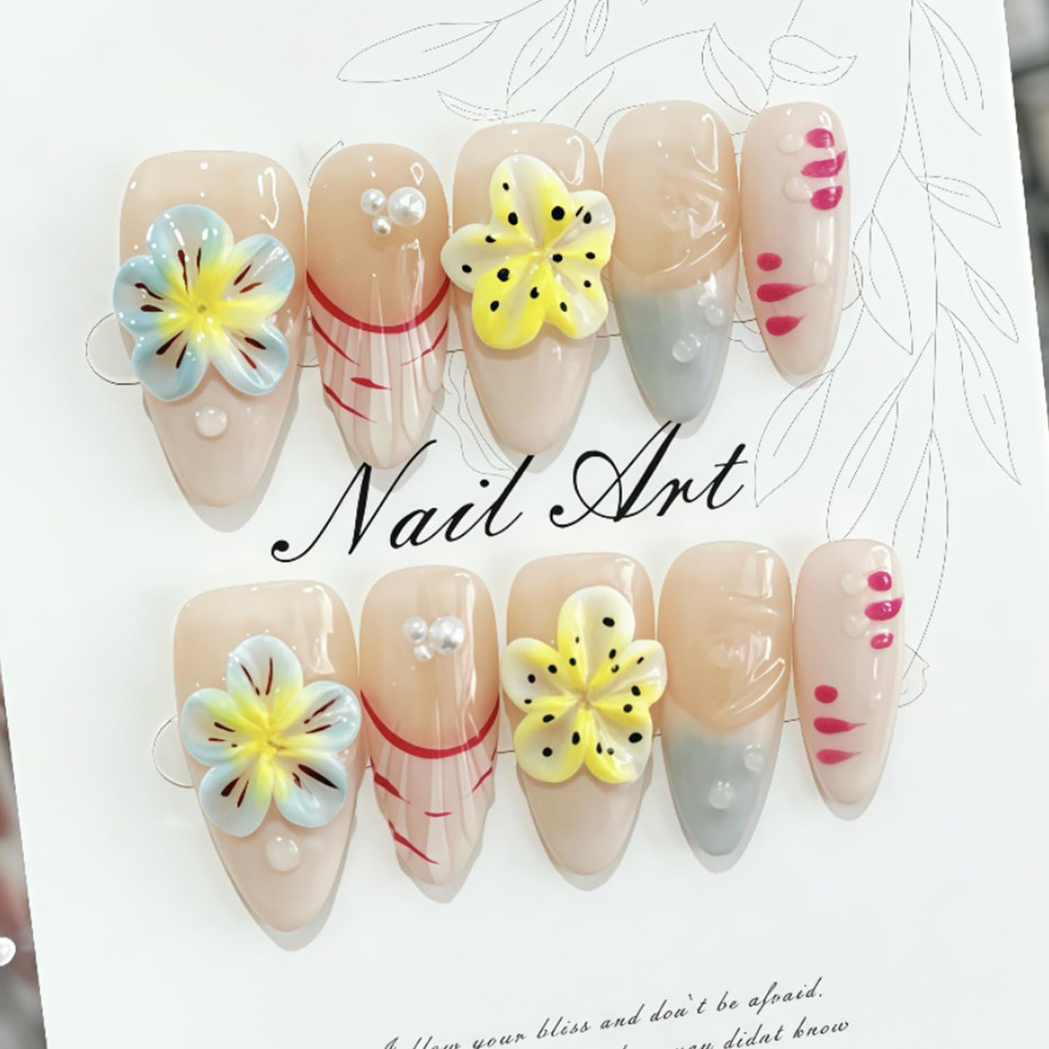 30Pcs Summer Press on Nails Medium Almond Cute Flower Fake Nails Pearl Rhineston