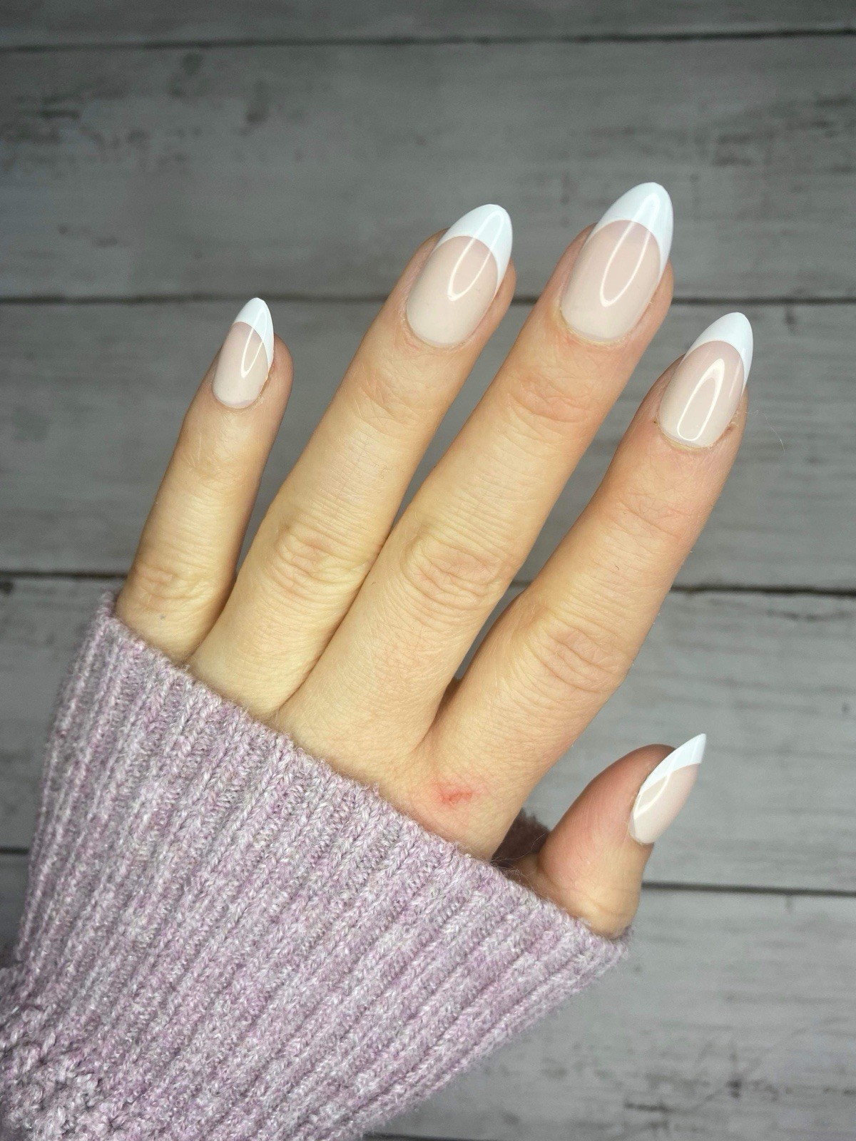 Red Aspen Press On Nails, Medium Almond, Classic French, Tammy
