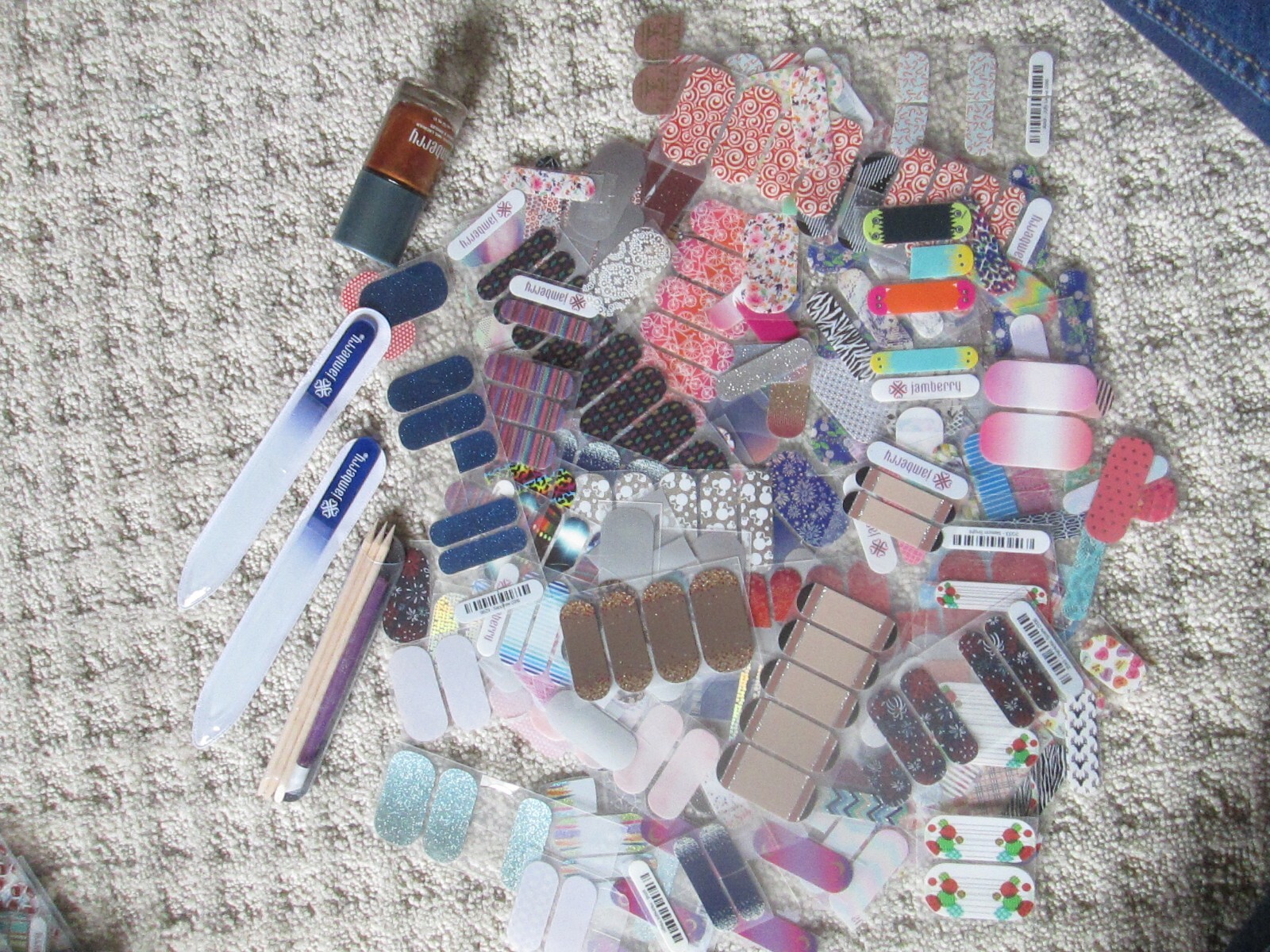Jamberry Huge Nail 112 Half Sheets/ 10 Full Size/ Petite Juniors/ Tools/Partials