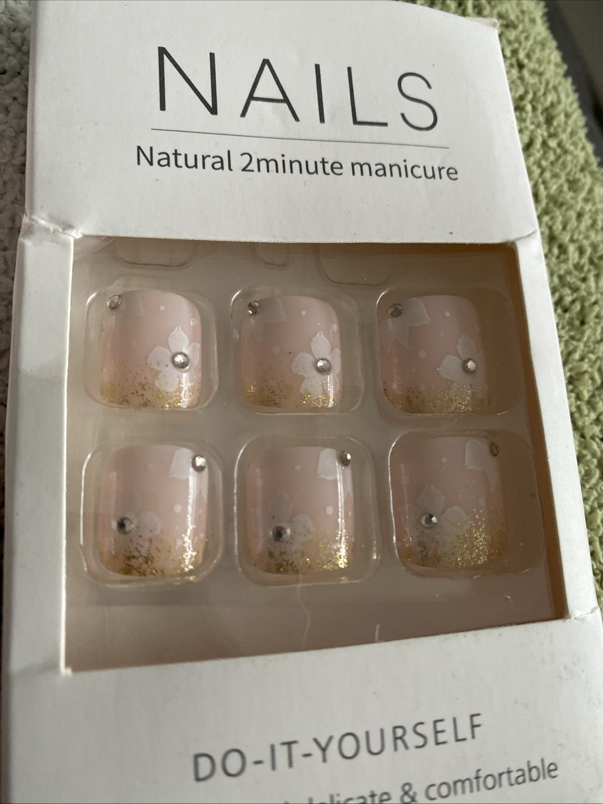 4 Sets TOE NAIL PRESS ONS – French Bling, Bi Color, White & Pink Daisy