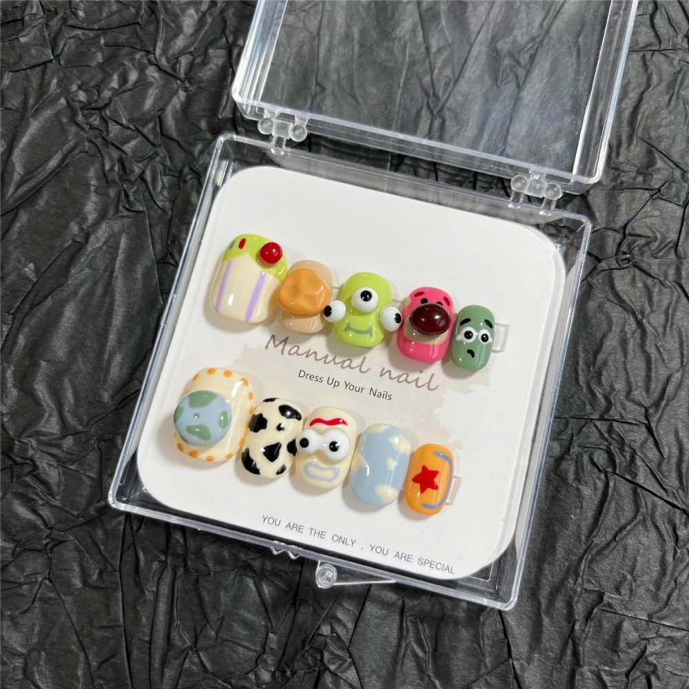 Funny Candy: 10pcs Funny Candy Press on Nails 3D Eye Short Fake Nail Art Tips
