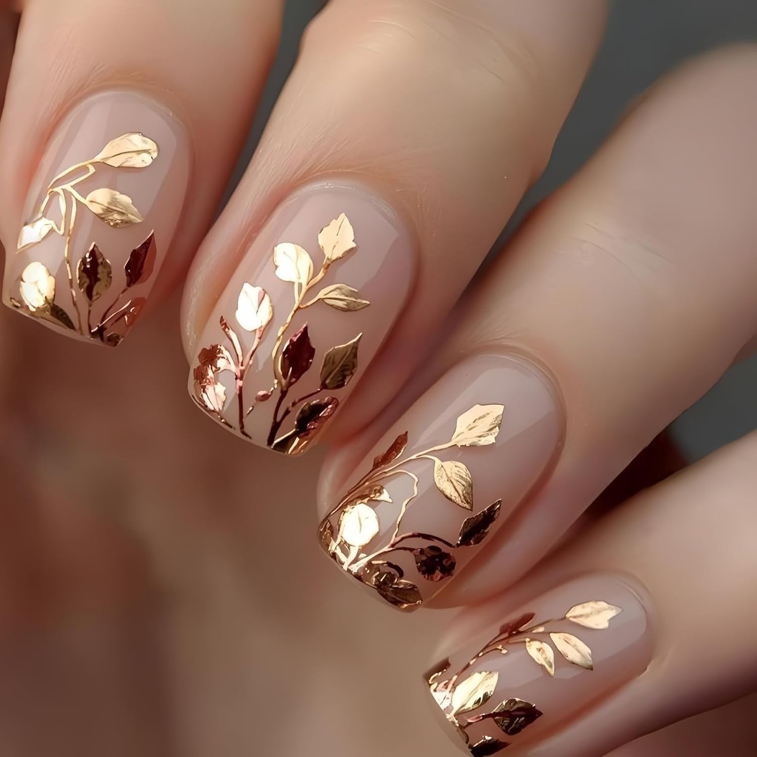 Gold Press on Nails Short Square Nude Fake Nails with Chrome Gold Foil Leaf Desi