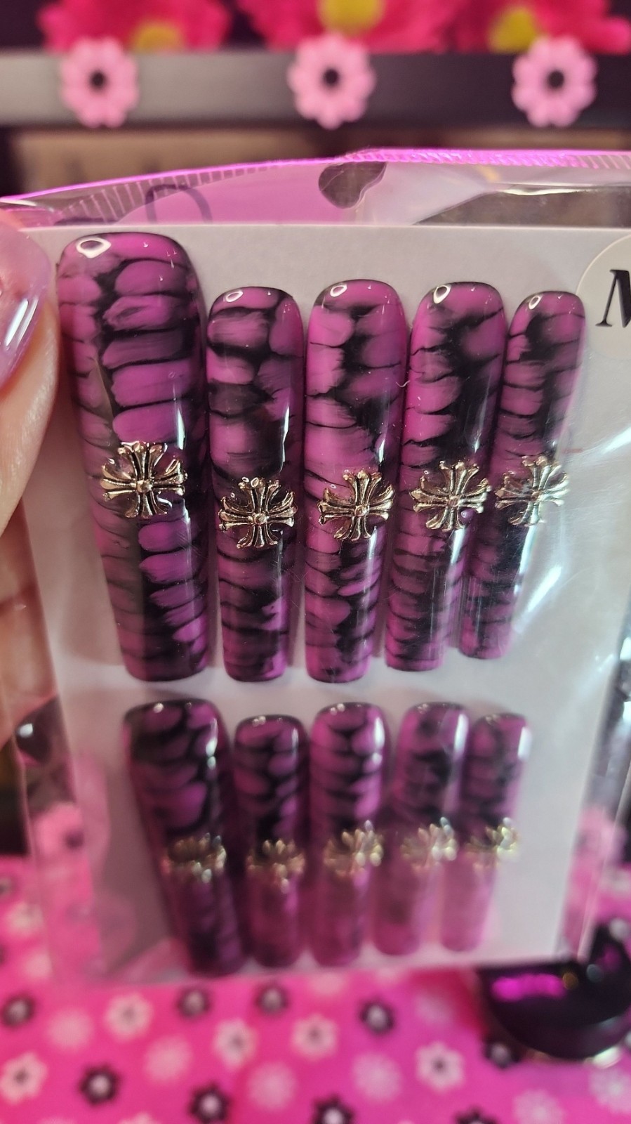 Medium Size Super Long Pink Wild Cross Square Press-on Nail Set