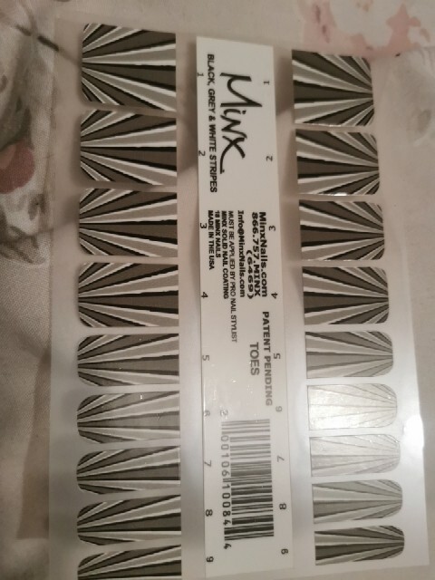Black Grey & White Stripes(toes) MINX PROFESSIONAL NAIL WRAPS NEW SALON QUALITY