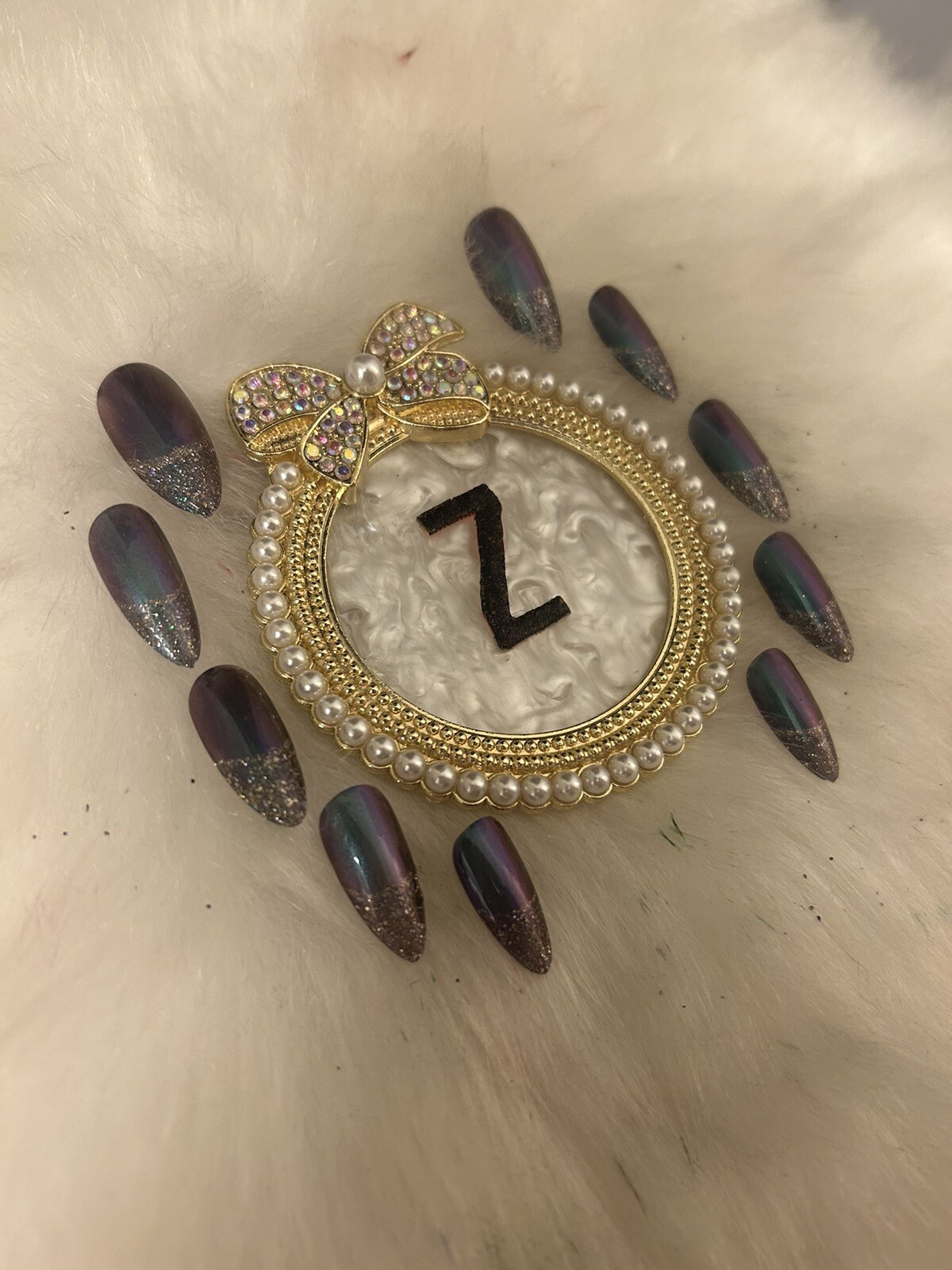 Z NAILZ! Gorgeous Handmade M Almond Green, Purple & Gold Reflective Press Ons